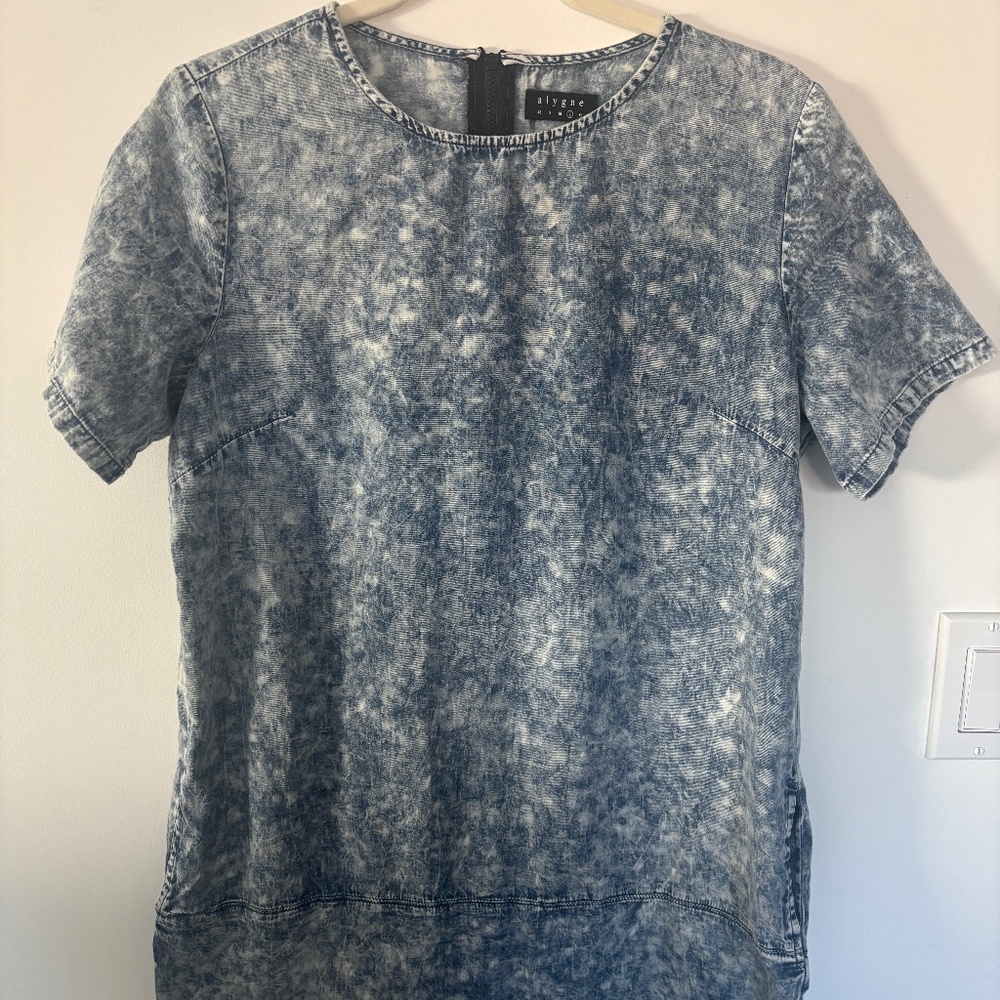 Alygne Scoop Neck Mini Jean Dress • Size Large